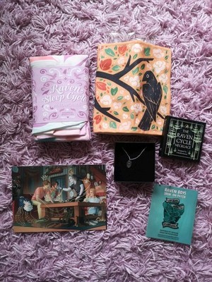 fairyloot items illumicrate The Raven boys Cycle maggie stiefvater Dream Thieves