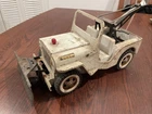 Vintage~Tonka~White~Jeep~AA Wrecker Truck W/Black Snow Plow~#435~Estate Find