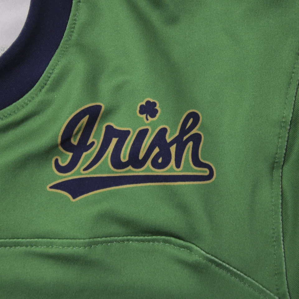 Camiseta de práctica Notre Dame Fighting Irish Under Armour - otras para mujer usadas Foto 4 de 4