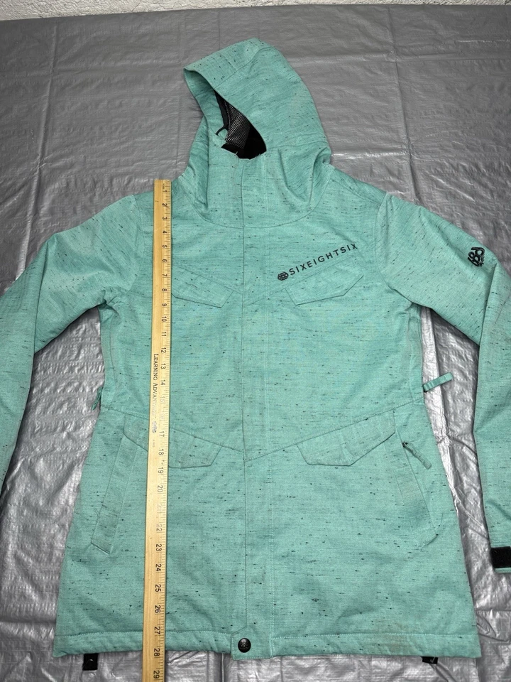 Woman’s 686 Infidry Waterproof Ski Snow Jacket Teal With Hood Size Medium - Image 2 of 4