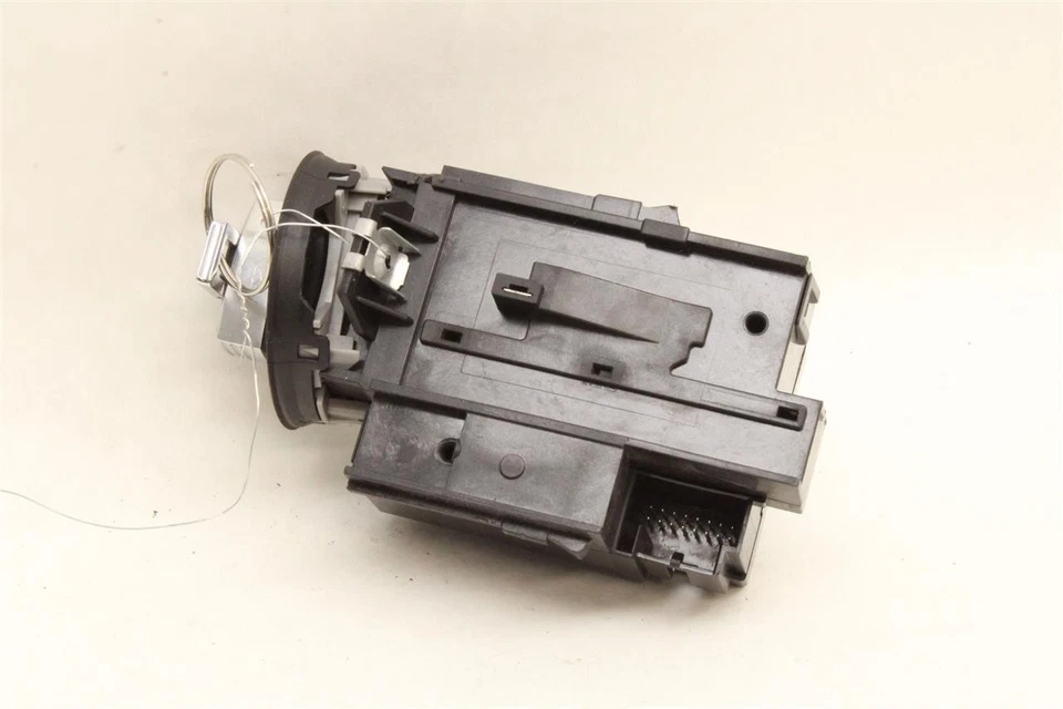 INTERRUPTOR DE IGNIÇÃO Volkswagen Passat CC 2008 08 2009 09 2010 10 2011 11 20 1386723 - Imagem 2 de 4