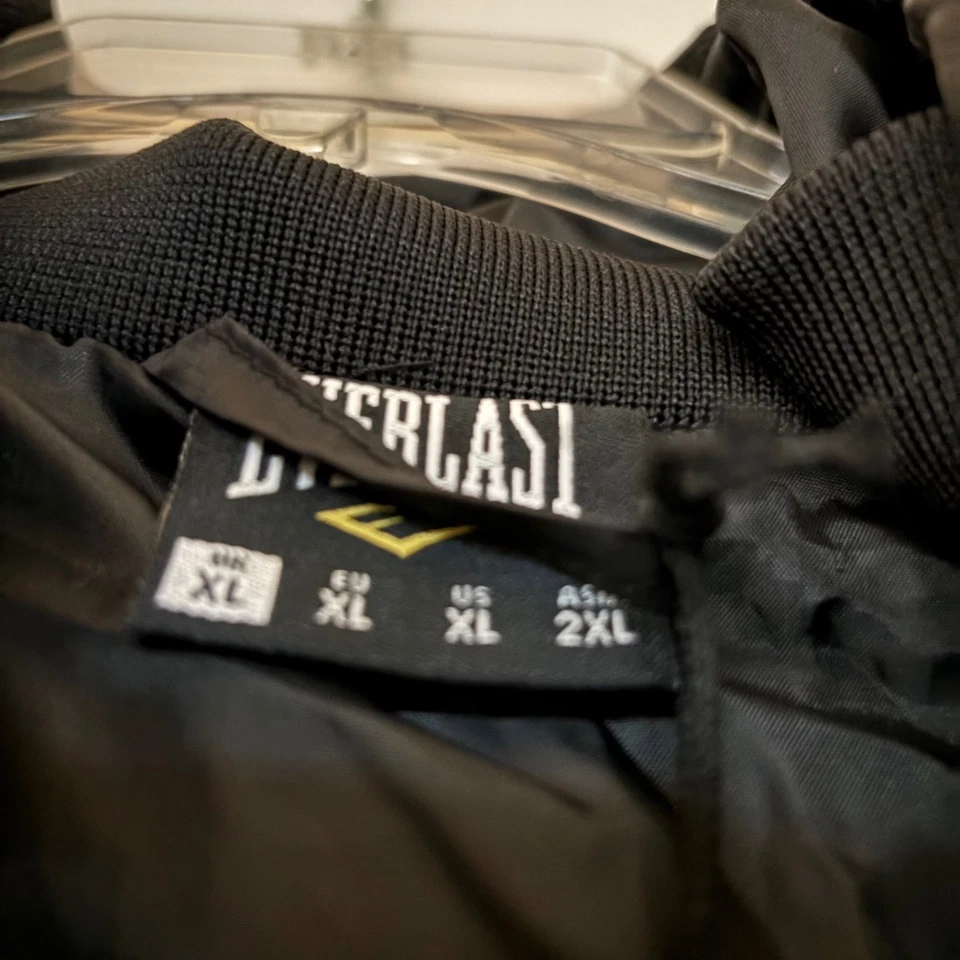 Men’s Everlast Clothing Mixed Media Puffer Coat in Black Sz XL NWT - Image 2 of 4