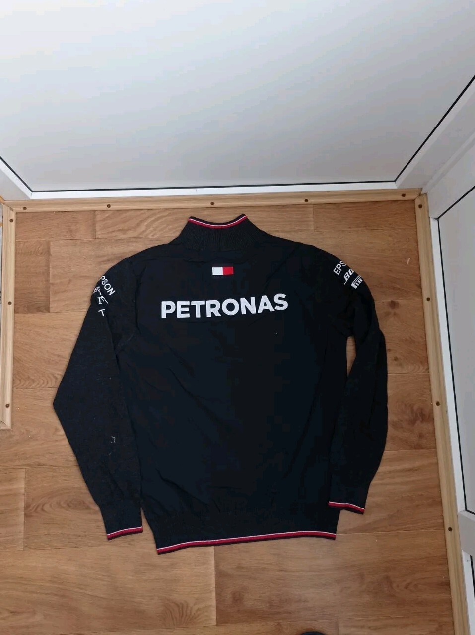 MERCEDES AMG PETRONAS HUGO BOSS F1 TEAM FORMULA ONE RACING JUMPER SWEATER SIZE S thumbnail 5