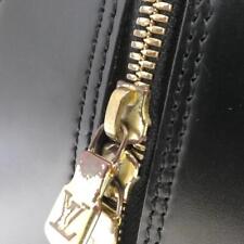 Louis Vuitton Zip Messenger Bags for Women for sale | eBay Louis Vuitton Zip Messenger Bags for Women for sale | eBay