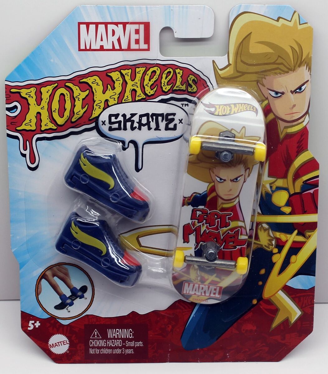 Skate de Dedo Hot Wheels  Homem de Ferro - Skate e Tênis