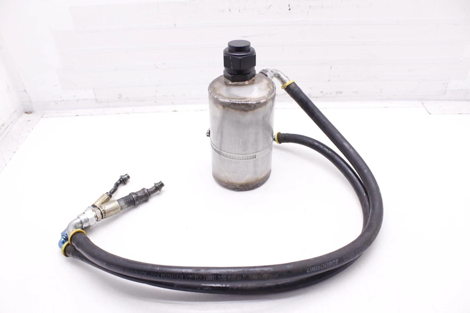 88 HONDA XR600R  AFTERMARKET / LARGE CAPACITY CUSTOM OIL TANK R3.BX8 Foto 2 de 4