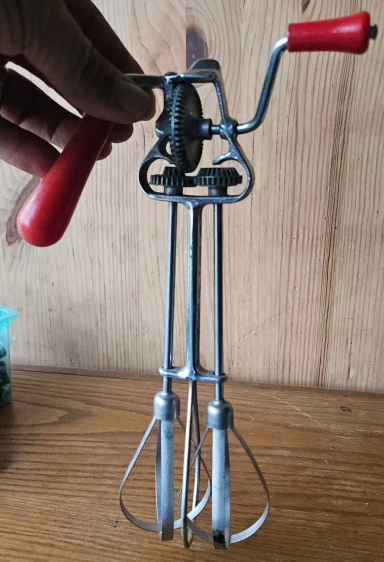 WORLBEATER. KITCHEN ACCESSORY. HAND HELD BLENDER, MIXER / EGG BEATER. STAINLESS
Opens in a new windo