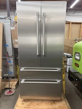 Thermador Freedom Collection T36BT120NS 36" Built-In French Door Refrigerator