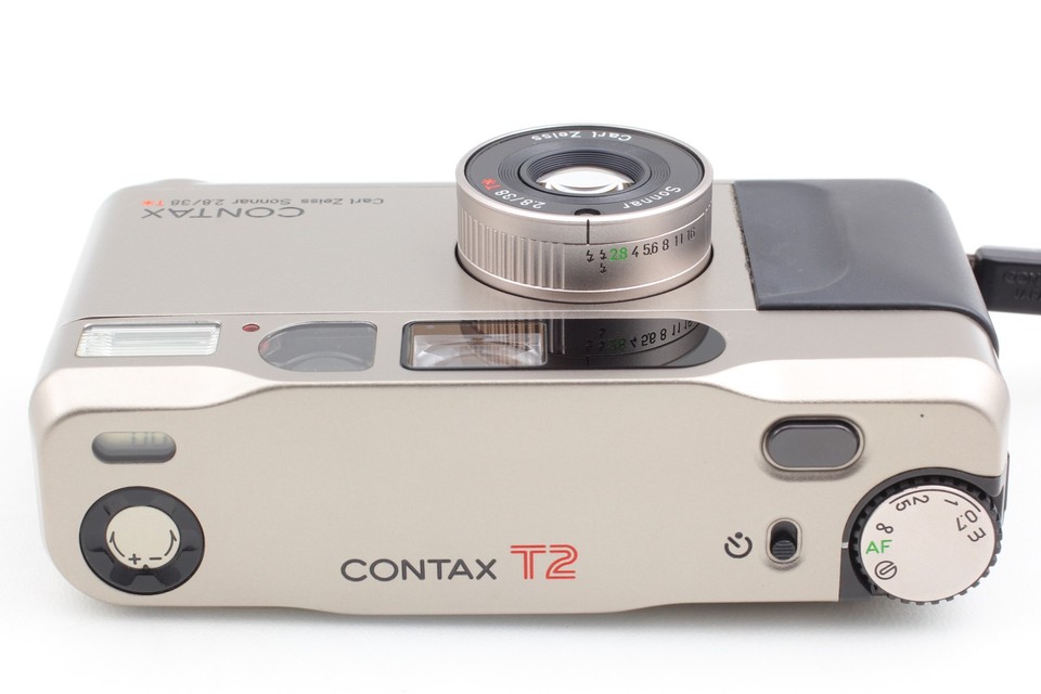 PRESQUE COMME NEUF] Appareil photo argentique argent 35 mm Contax T2