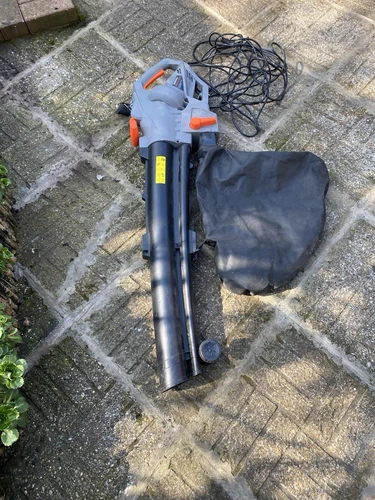 Leaf Blower And Suction