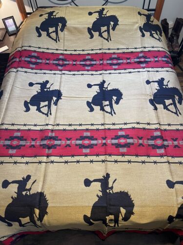 Luxury Southwest cowboy bronco Style queen size bedspread 88” X 96” horse rodeo - Afbeelding 1 van 9