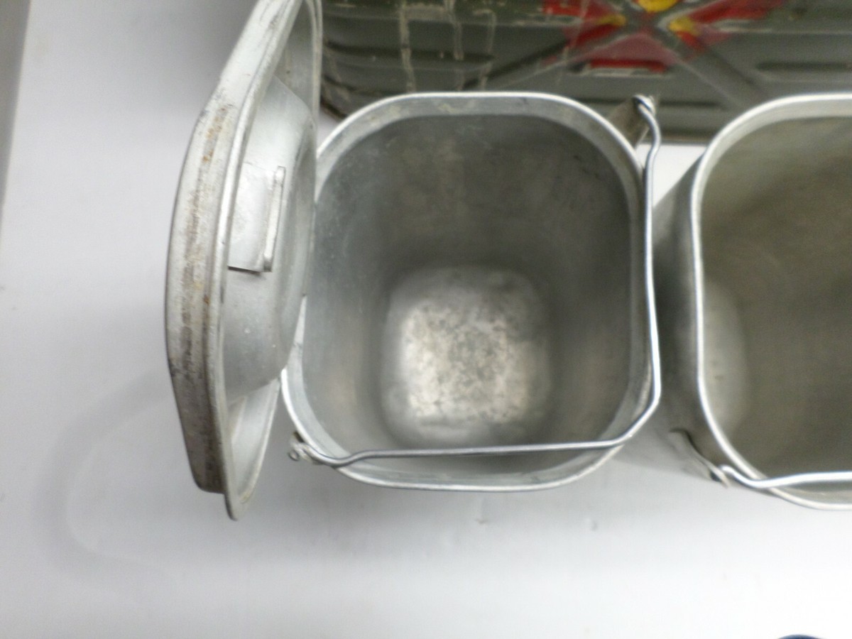 Vintage 1959 U.S. ARMY MERMITE METAL FIELD MESS BOX w/ (3) SERVING