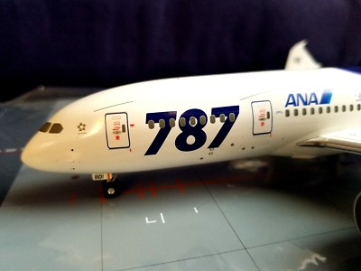 1:200 Hogan Official Precision Models ANA All Nippon Boeing 787-8