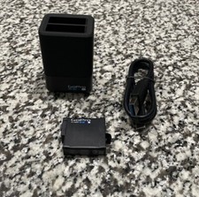 Go Pro Dual Charging Station With Battery and cable. Fits HERO 6 and HERO 7