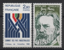 FRANCE 1982:N°2214/2215  SOMMET DES PAYS INDUSTRIALISES/JULES VALLÈS -NEUF**LUXE