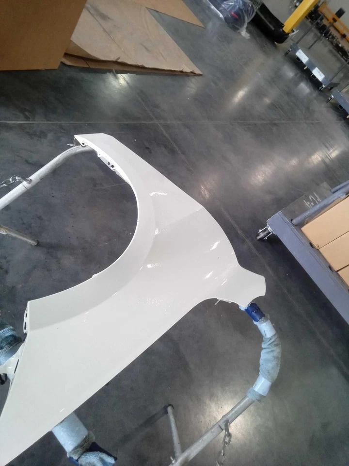 Guardabarros delantero derecho usado se adapta a: BMW 228I 2021 delantero derecho grado A Foto 2 de 4