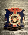 Winston Churchill NEVER SURRENDER  pin badge WW2 Union Jack  (e)