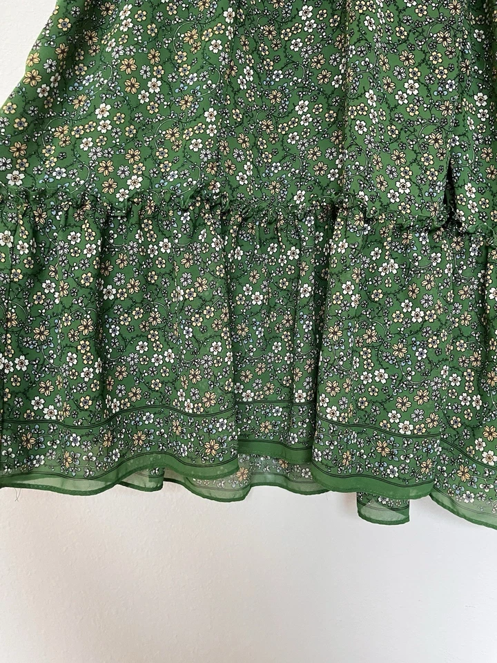 Max Studio Women's Green Floral V-neck Midi Dress Size Medium - image 4 of 4