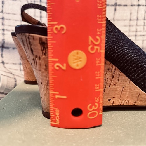 Clark Artisan Fiddle Bow II Denim Size 8.5W, 3” Heel Clark Active AIR - Picture 8 of 9