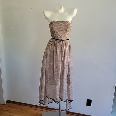 tan lines strapless dress Tan Lines Fashion Inspiration for Summer Looks
