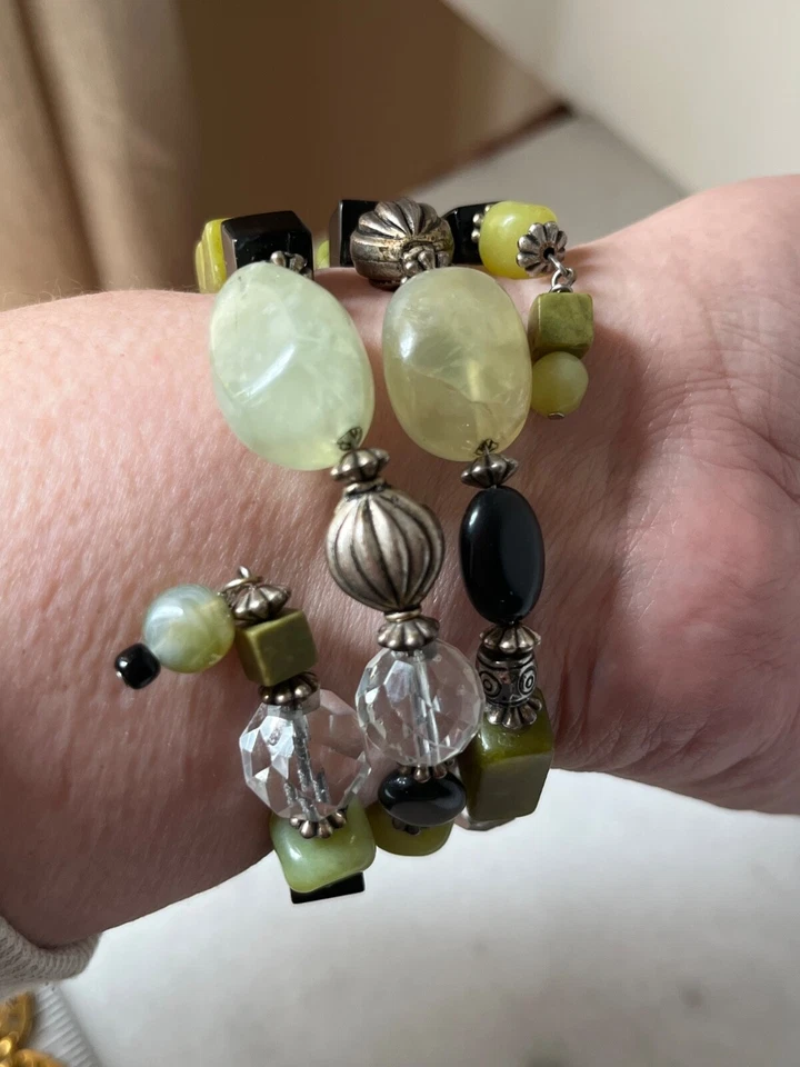 Coil Wire Wrap Bracelet Green Glass Peridot Stone Gold Metal Beads Artisan - Image 4 of 4