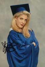 TORI SPELLING signed Autogramm 20x30cm BEVERLY HILLS 90210 in Person autograph