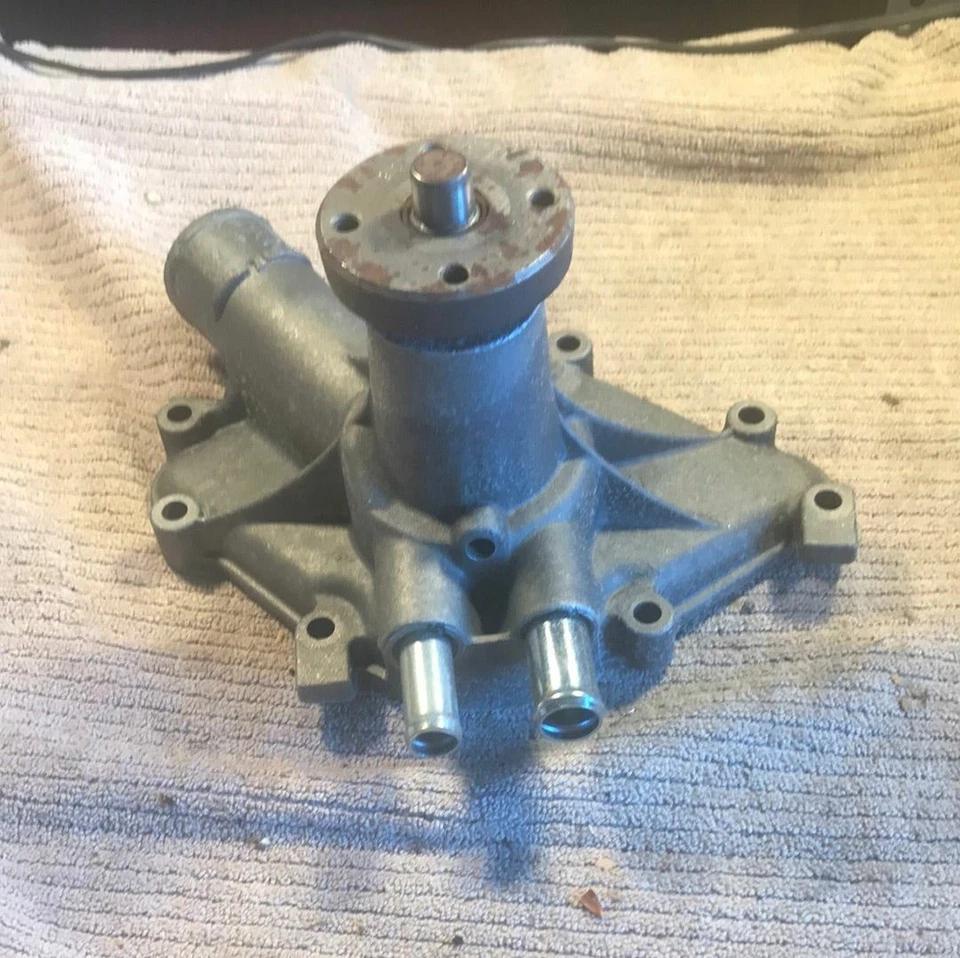 Ford Thunderbird Cougar 1982-1987 bomba de agua 3,8 L E2DZ-8501-A Foto 3 de 3