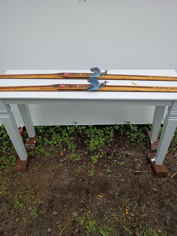 OLD LANDSEM WOOD SKIS