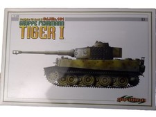 Cyber Hobby /Dragon 6335 PzKpfw VI Ausf E SD.Kfz.181 Gruppe Fehrmann Tiger I...