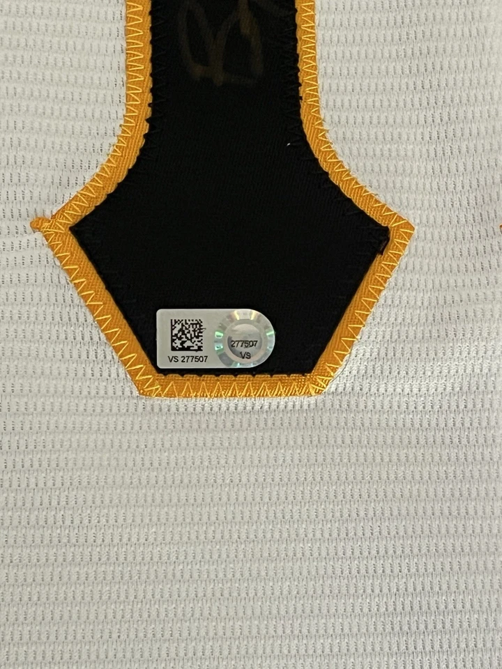 Bryan Reynolds Pittsburgh Pirates Auto Signed Majestic XL Jersey MLB White NWT - Image 3 of 4