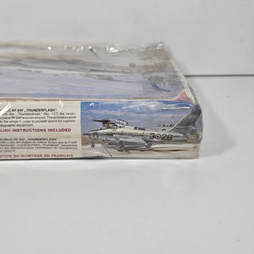 ITALERI 108 1:72 Scale Thunderflash Aeroplane Plastic Model Kit Sealed Boxed - Photo 7/9