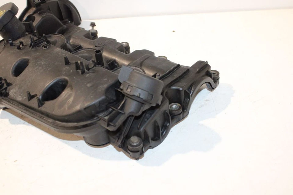 Land Rover Discovery 3 - LR3 2007 diésel 140 kW cubierta de leva basculante 4S7Q9424H Foto 2 de 4