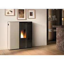 PALAZZETTI STUFA A PELLET SCARLET LUX TC 9  SALVASPAZIO, ERMETICA, CANALIZZABILE