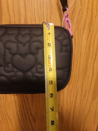 Luv Betsey By Betsey Johnson LBLIA Crossbody Bag Black W/Fuzzy Heart Charm - Picture 5 of 8