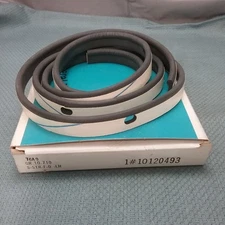 NEW GENUINE GM 10120493 RUN CHANNEL SEAL STRIP GR 10.710