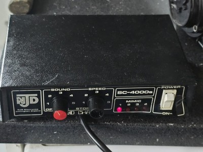 NJD SC-4000s Sound Chaser - DJ Light Controller - Sound To Light Unit