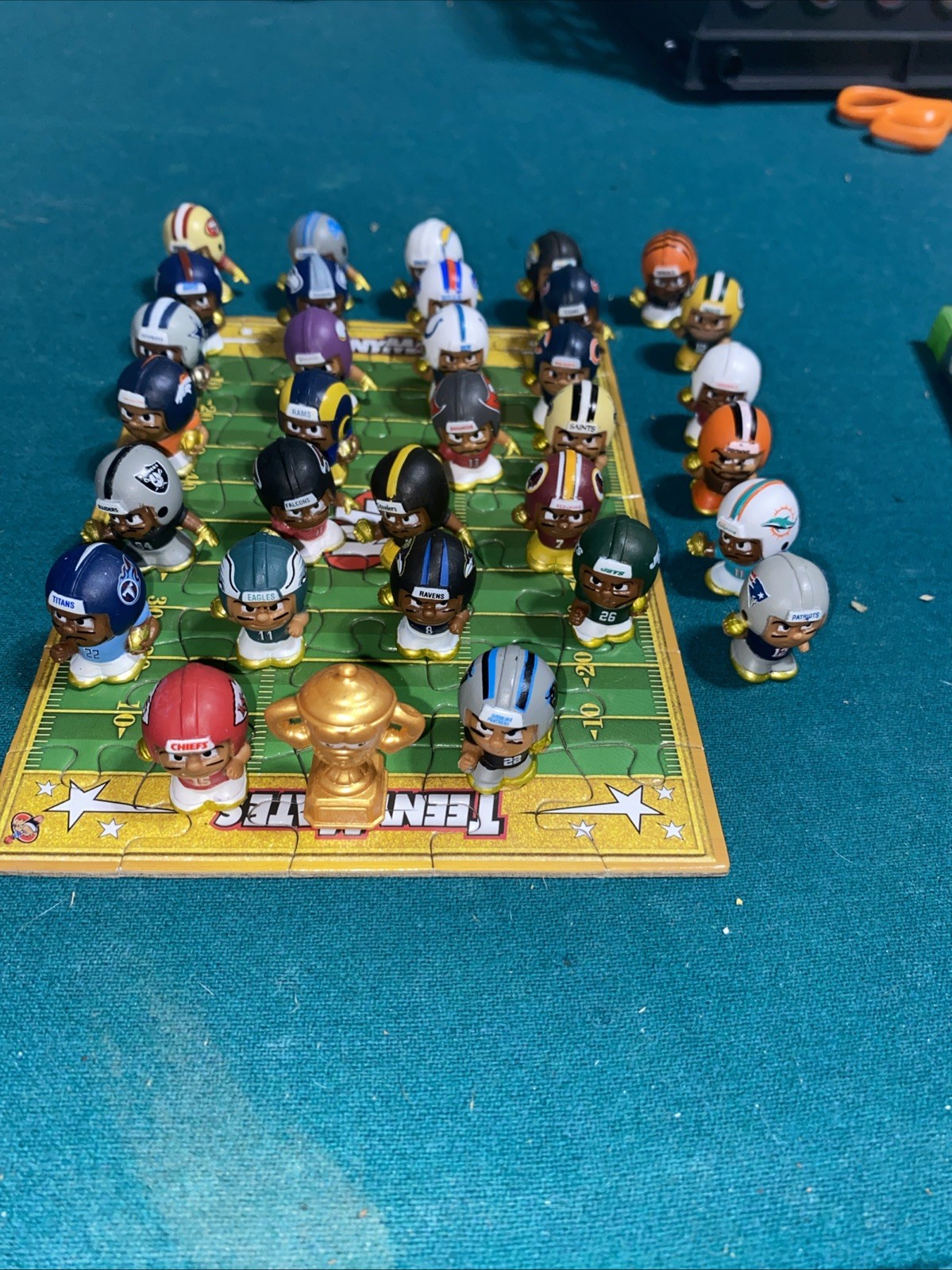 32 NFL Teeny Mates Gold Box Collectors Set With The Puzzle Field & Trophy