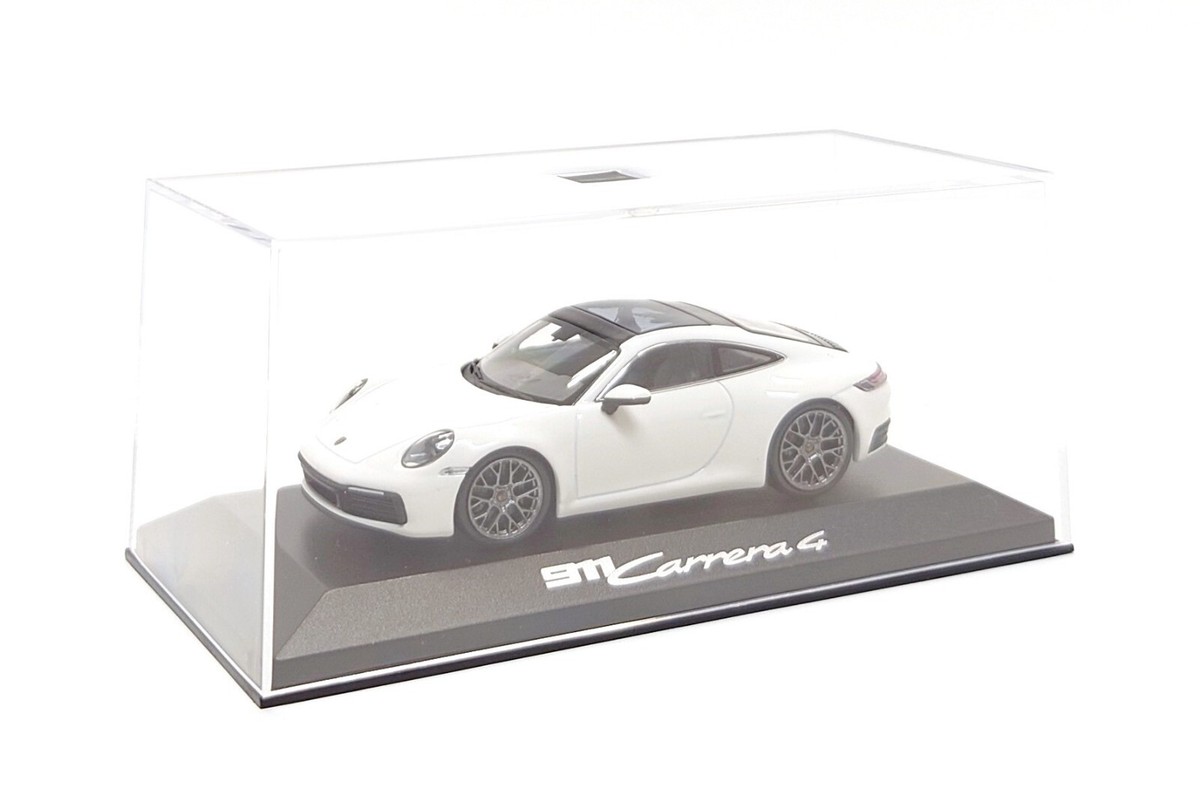 Minichamps 1:43 Porsche 911 Carrera 4 (992) in White (Dealer Minichamps 1:43 Porsche 911 Carrera 4 (992) in White (Dealer