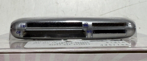 QMRU2231 Q-Stor USB 2.0 All In 1 Card Reader/Writer - Picture 2 of 4