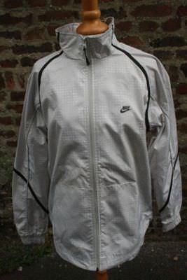 jogging nike windrunner