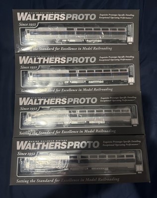 Walthers proto Amtrak Viewliners Ho Scale