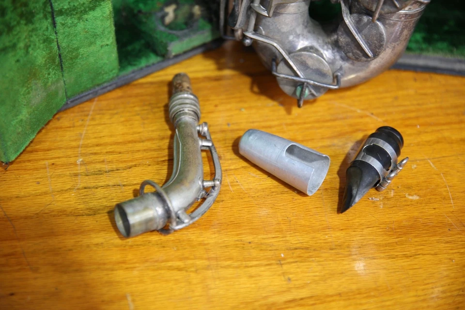 Keilwerth TONEKING Saxofón Alto Antiguo Vintage Instrumento Conn Estuche Piezas Foto 4 de 4