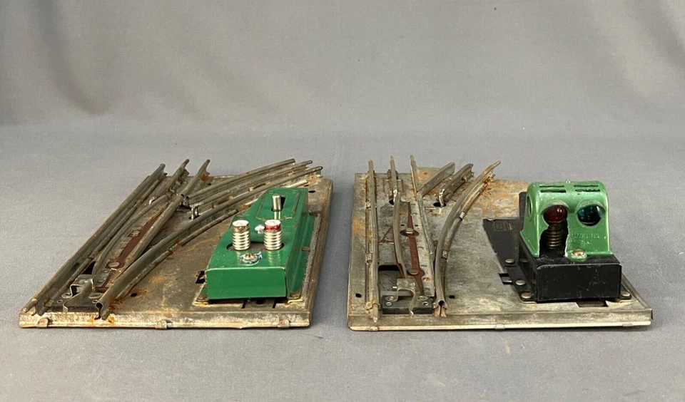 6 Pre War American Flyer Lines  Switch Tracks w/ Red Green Covered Lights - Image 3 of 4