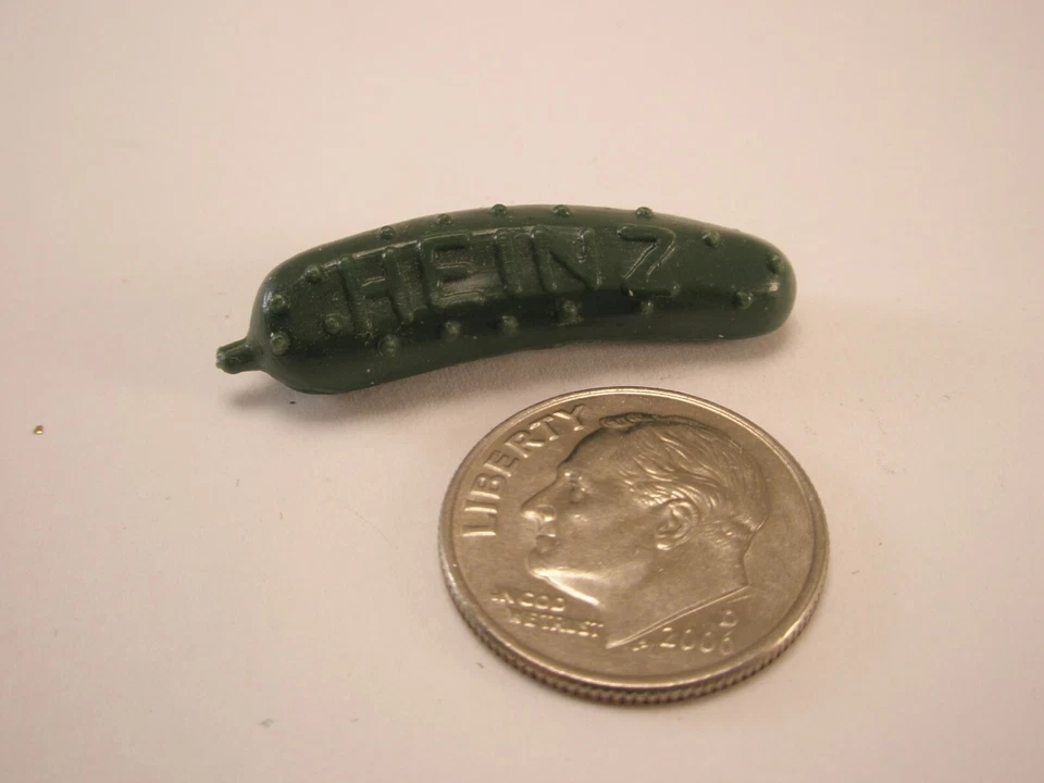 Prendedor de solapa vintage publicidad en pepinillo verde HEINZ ketchup catsup foodie p31 Foto 2 de 4