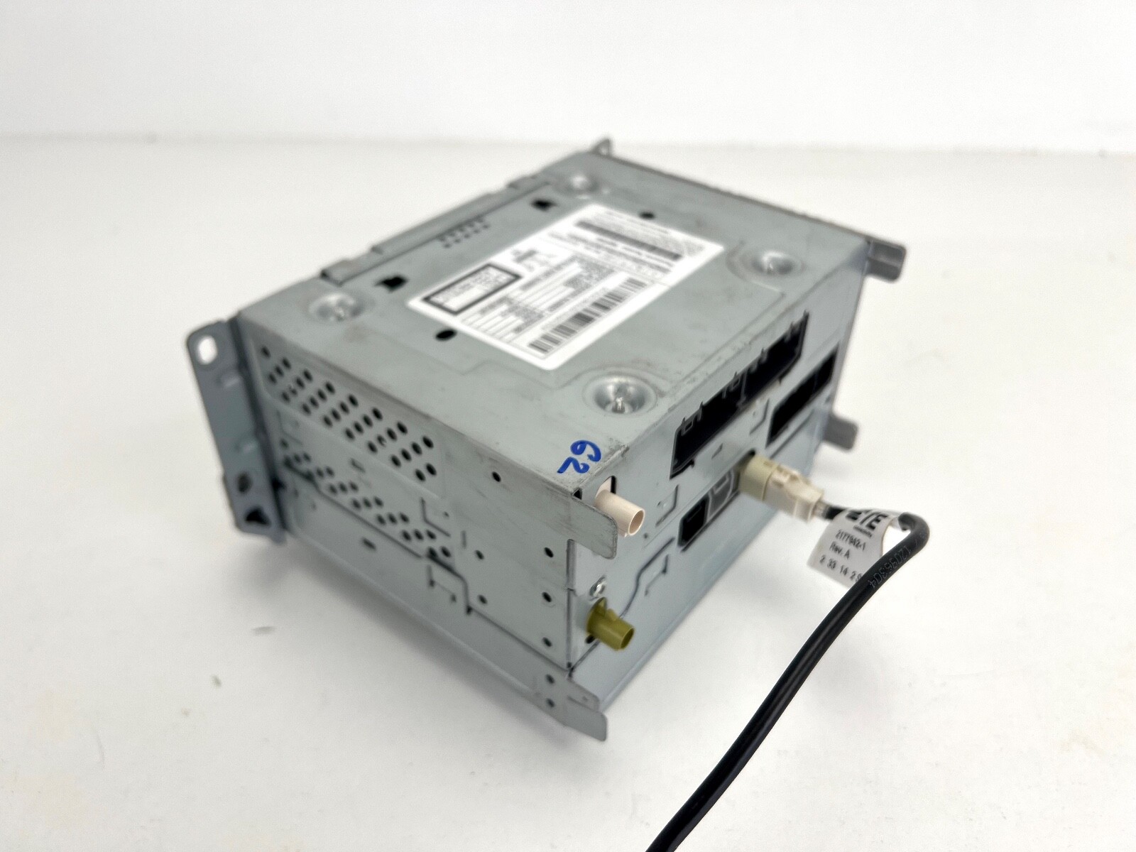 2014 - 2017 Maserati Ghibli Am Fm Cd Radio Media Player OEM 06700301980