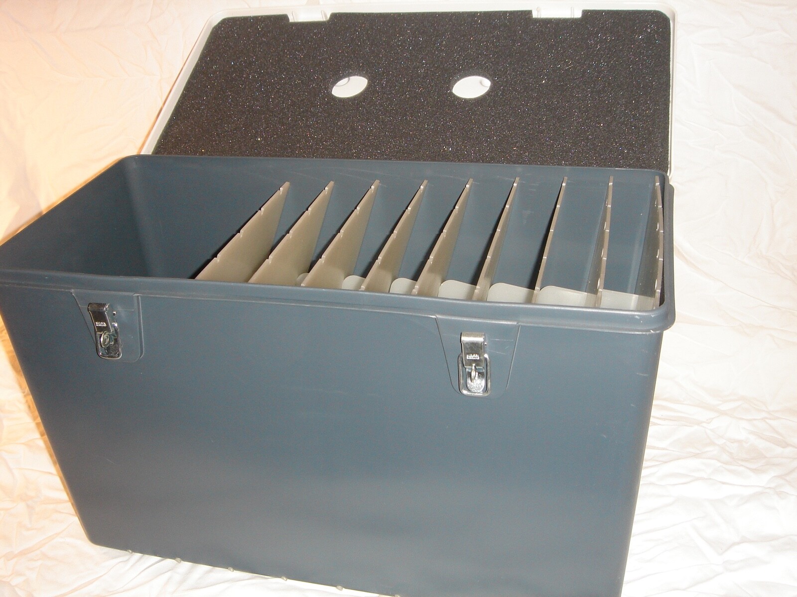 Trinity Special Mate Tackle Box 13" 1345 Holds Up To 45 Musky Bait