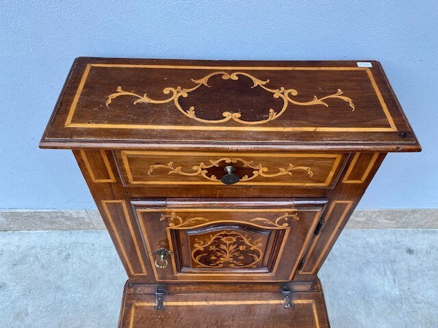Foto 5 di 10