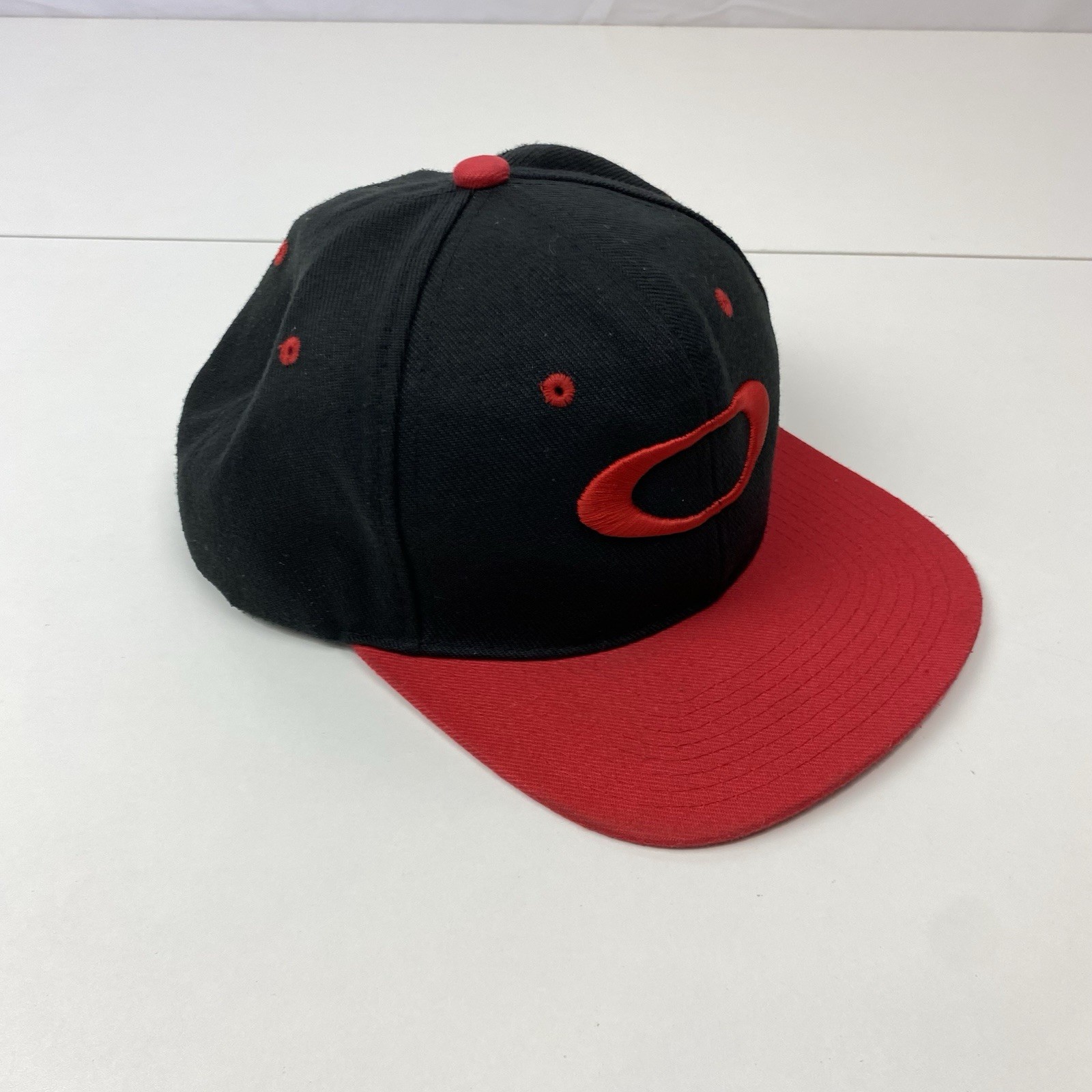 Oakley Black Red Snapback Flat Brim Baseball Hat … - image 3