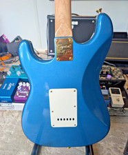 Fender Squier 40th Anniversary Stratocaster Lake Placid Blue 2021-UK Listing