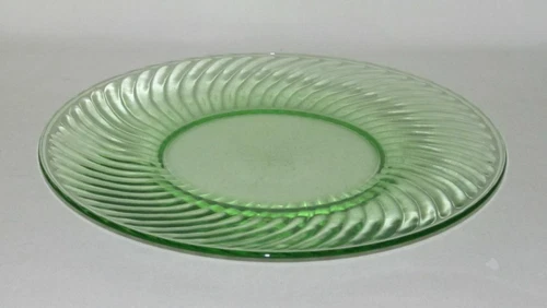 Hocking Glass SPIRAL Green 8.25 inch Luncheon Plate